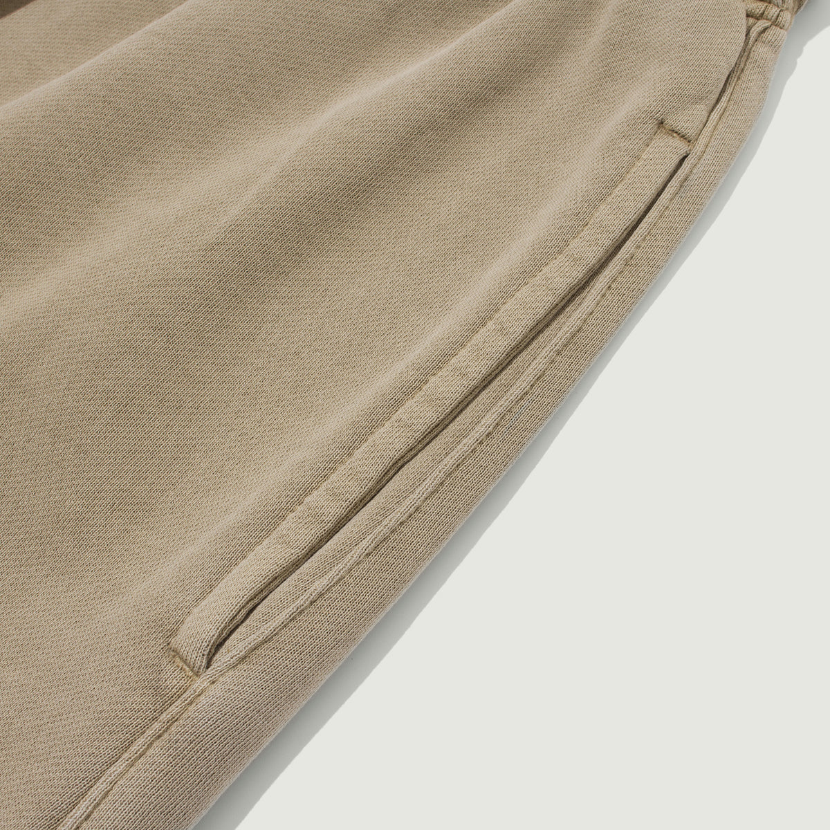 TY White Baggy shorts